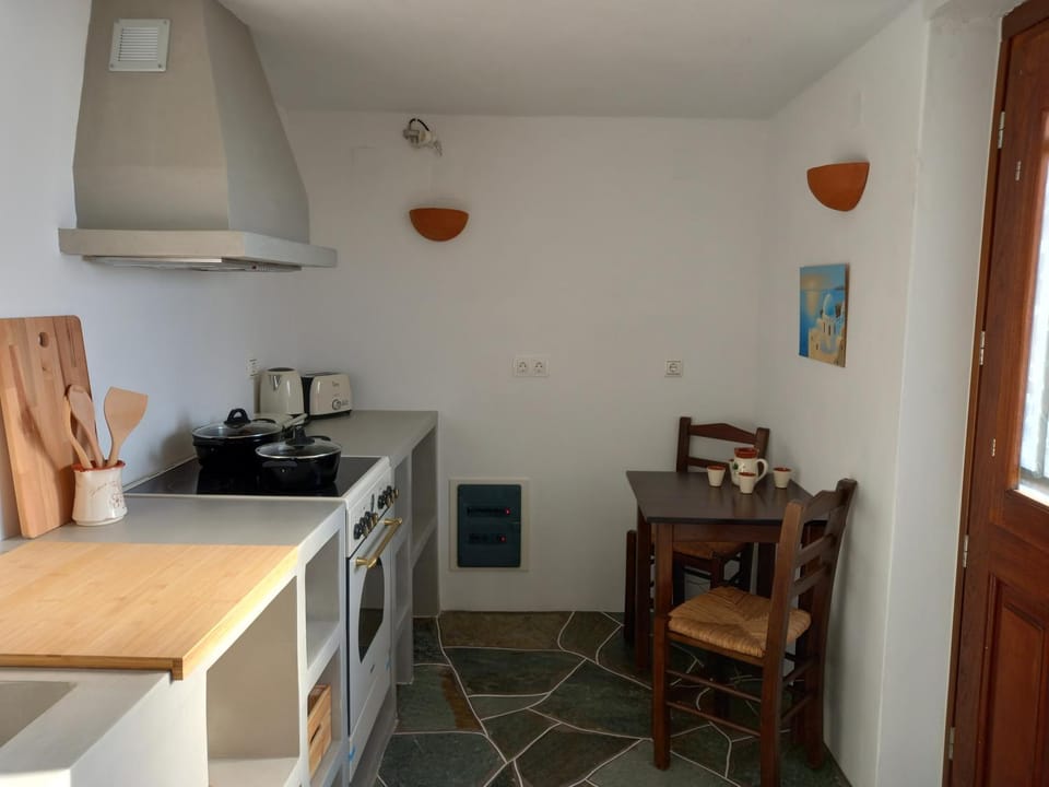 Madilida Sifnos Apartment Apartment in Milos