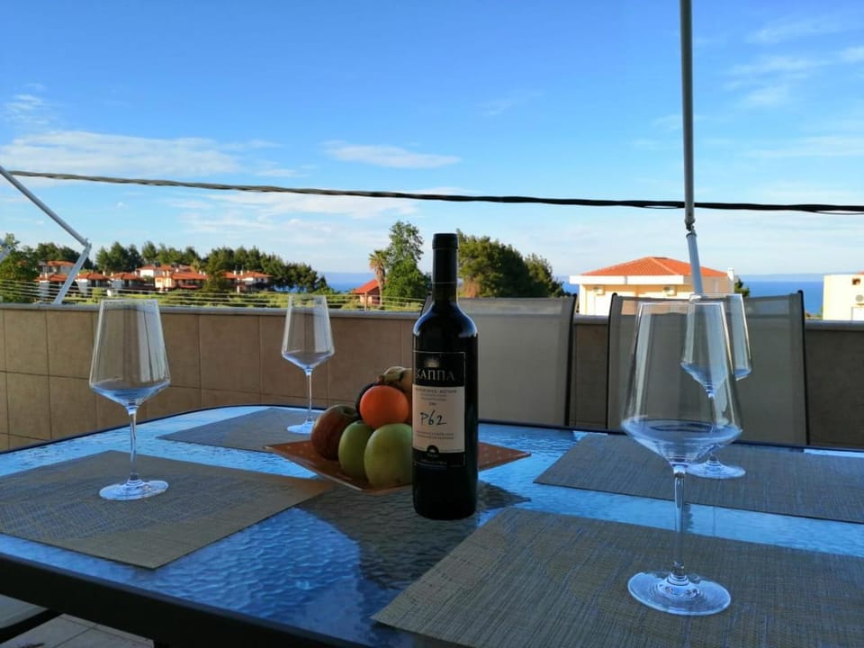 View (from property/room), Balcony/Terrace