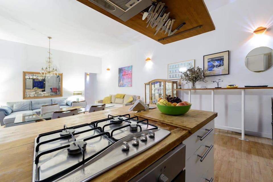 GRAN VIA-SOL SPACIOUS APARTMENT 3 Bedrooms & 2 WCs Apartment in Centro