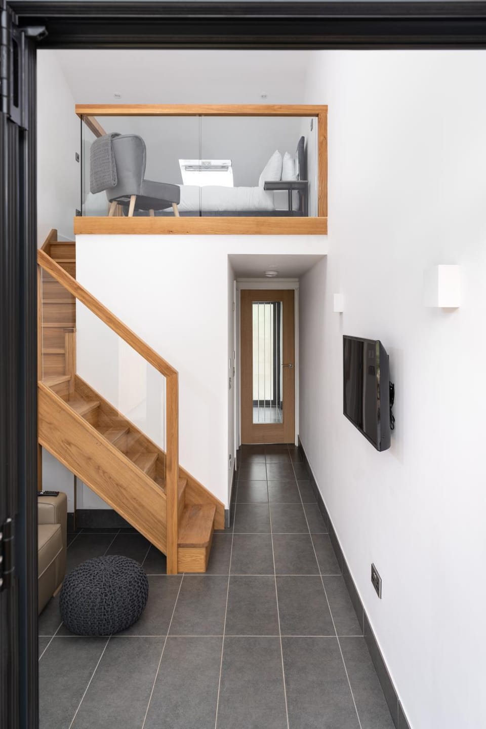 Living room, Bedroom