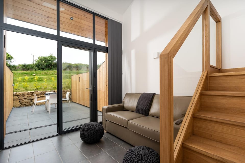 TV and multimedia, Living room, Diving, Garden view