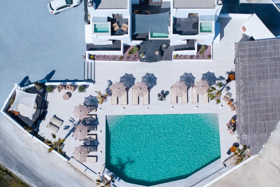Day, Bird's eye view, Evening entertainment, Pool view, Swimming pool, sunbed