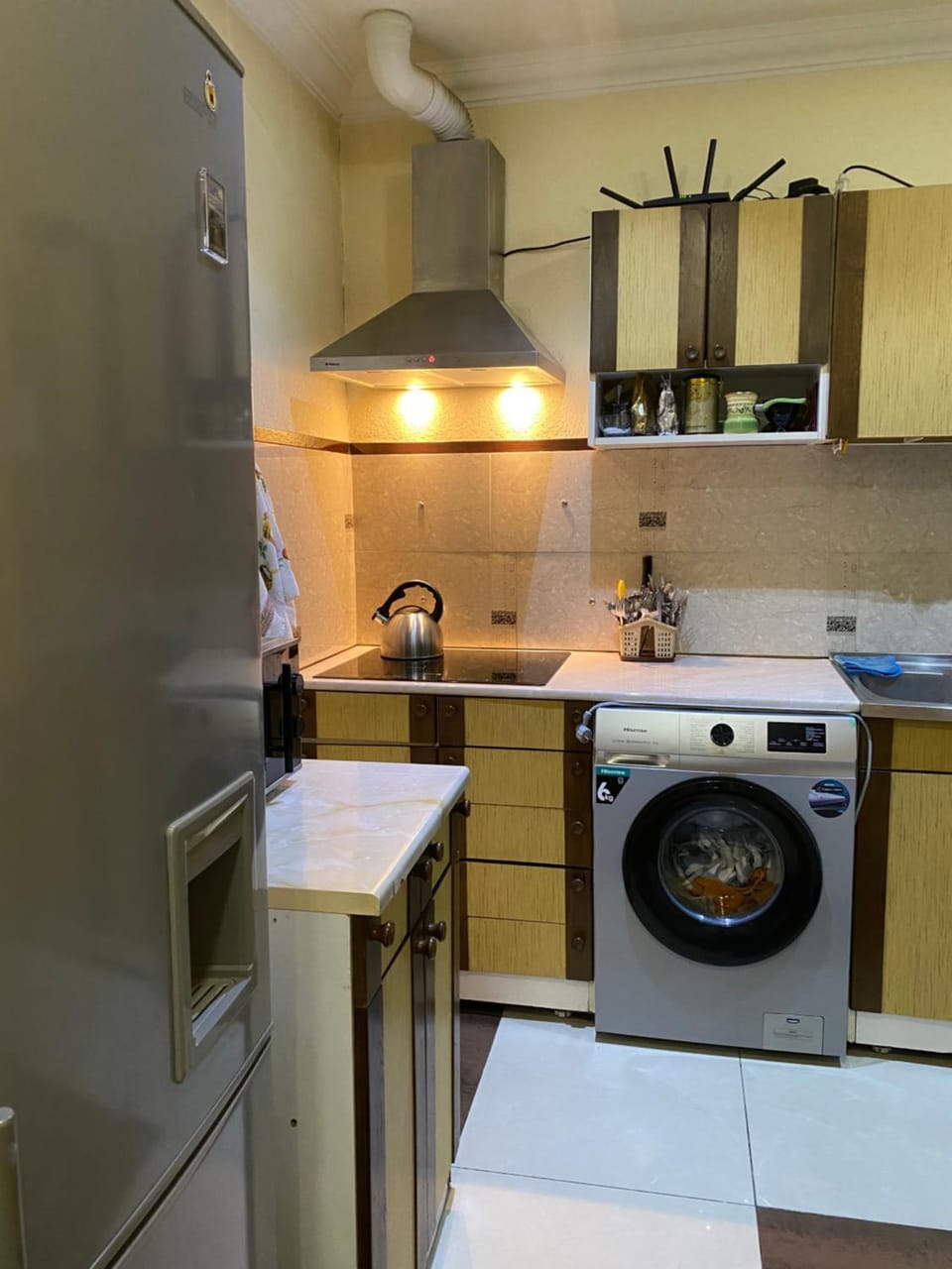 Kitchen or kitchenette, dishwasher, washing machine
