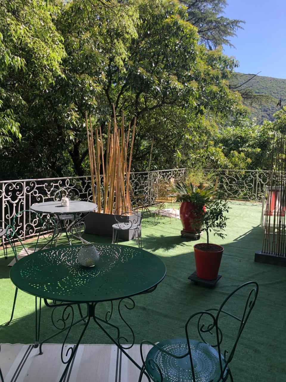 Patio, Dining area