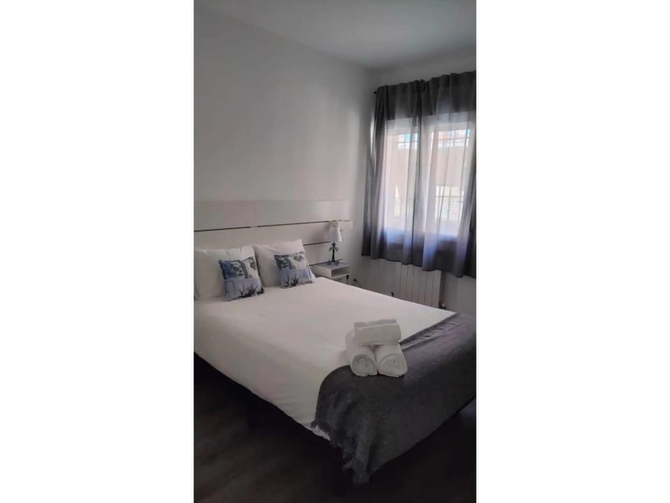 Tranquilo apartamento 5 pers. Madrid Río Mendoza Apartment in Madrid