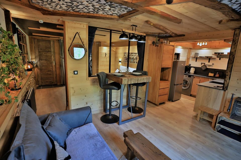 Living room, Dining area, kitchen
