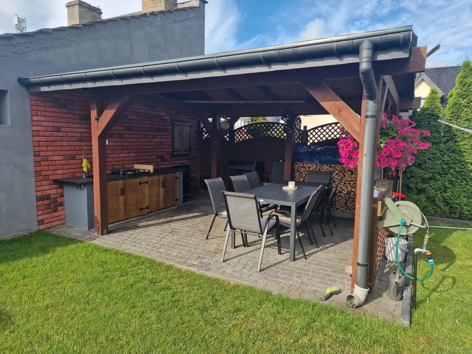 Day, BBQ facilities, BBQ facilities, Garden, Garden, Garden view