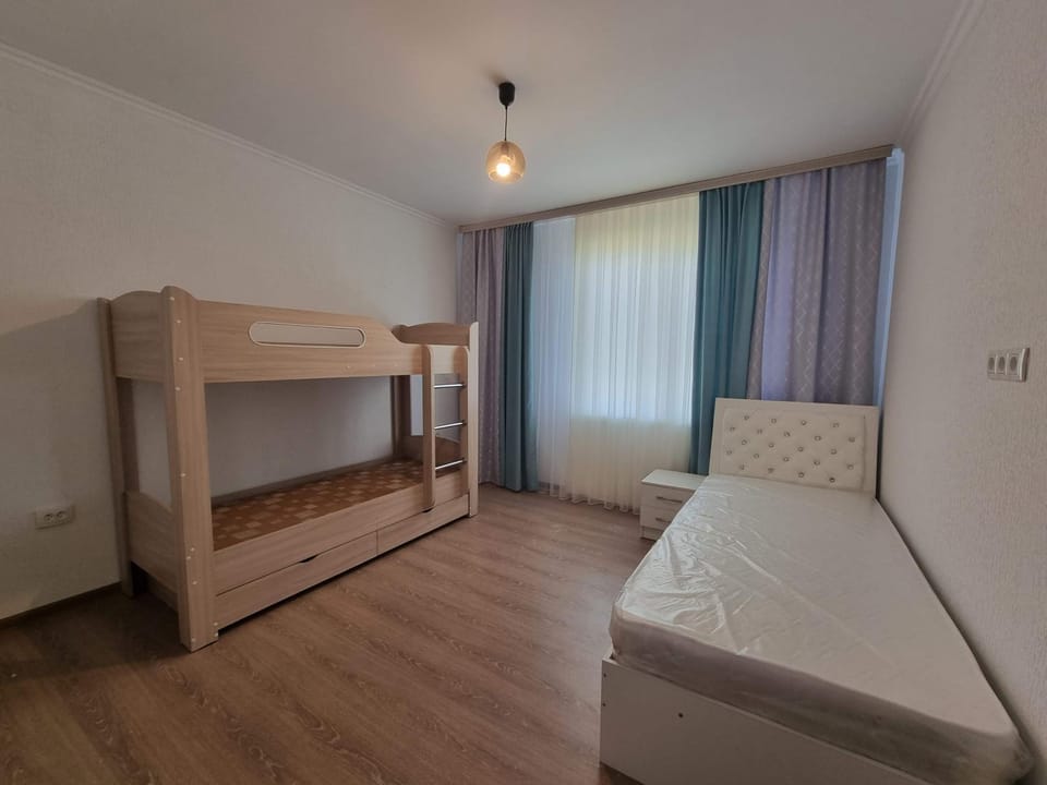 bunk bed