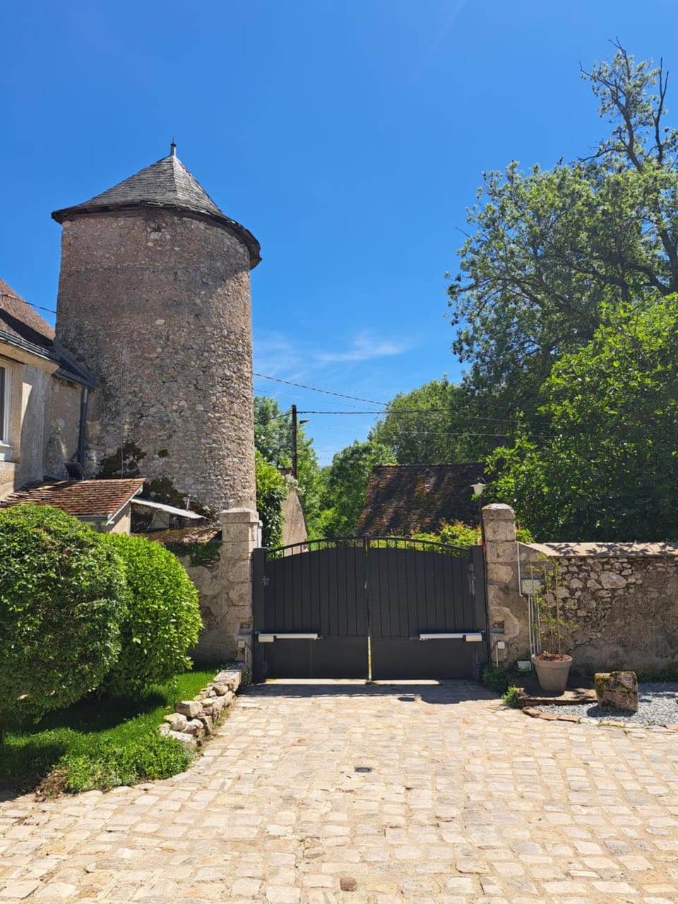 Garden view, Landmark view, Inner courtyard view