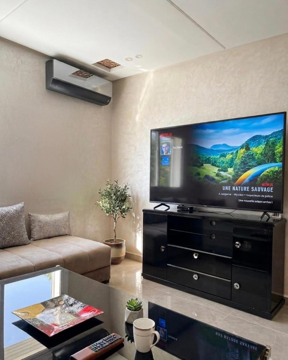 APPARTEMENT DE LUXE MEUBLE CENTRE VILLE KENITRA Apartment in Rabat-Salé-Kénitra