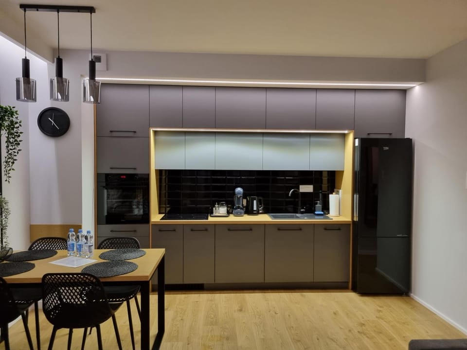 Apartament Plaza Tower Deluxe -Zagnańska (Garaż, Targi) Apartment in Poland