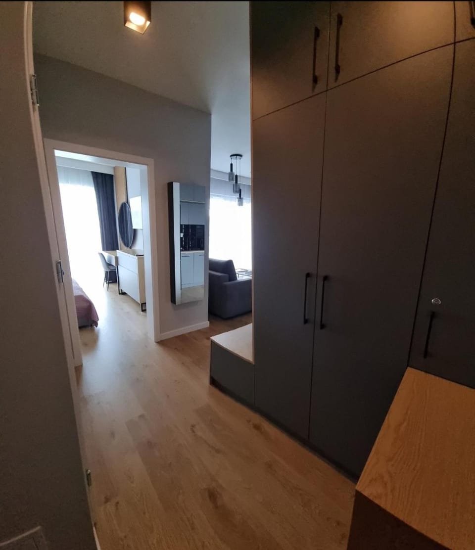 Apartament Plaza Tower Deluxe -Zagnańska (Garaż, Targi) Apartment in Poland