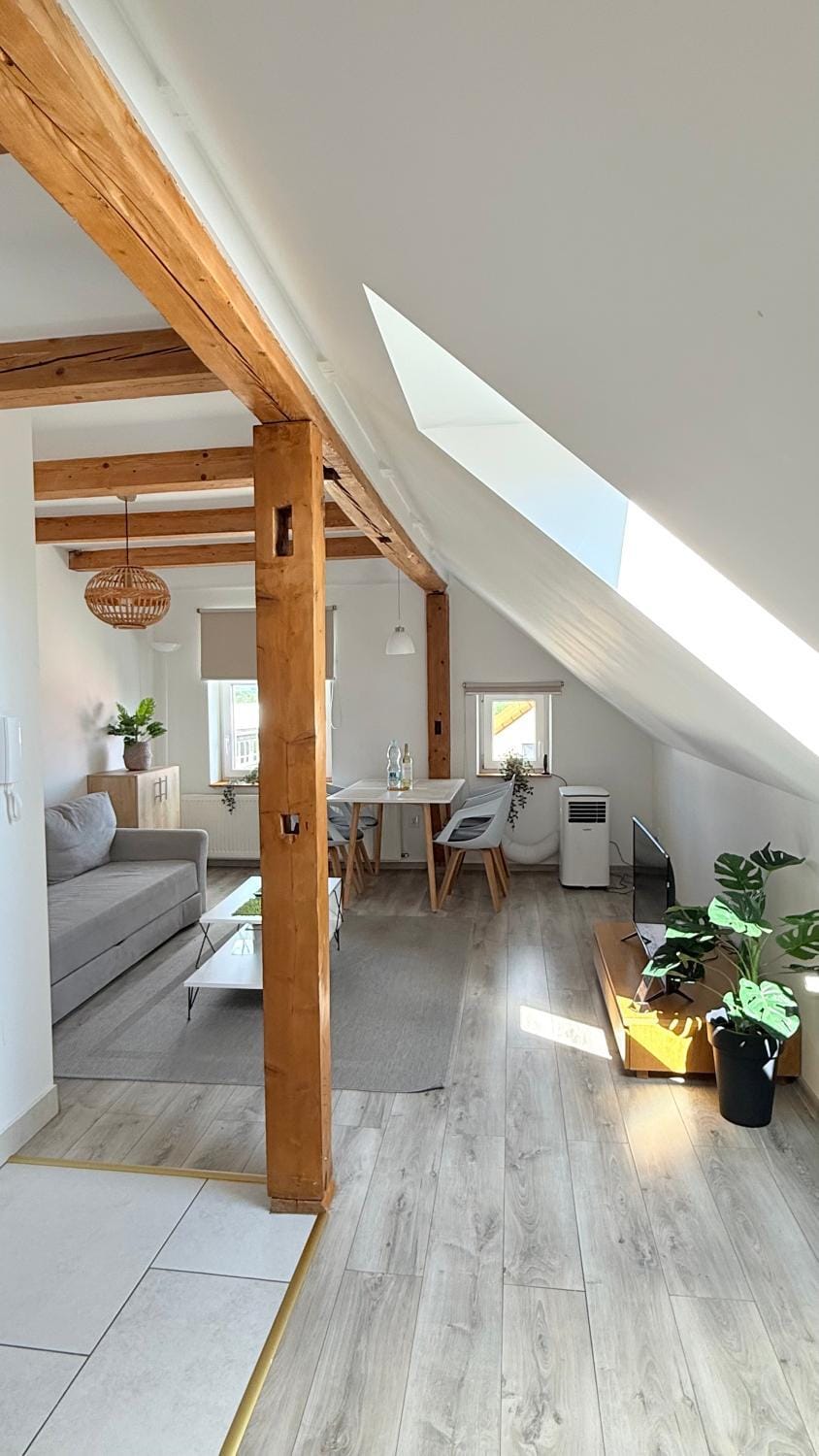 Living room, Photo of the whole room, Seating area