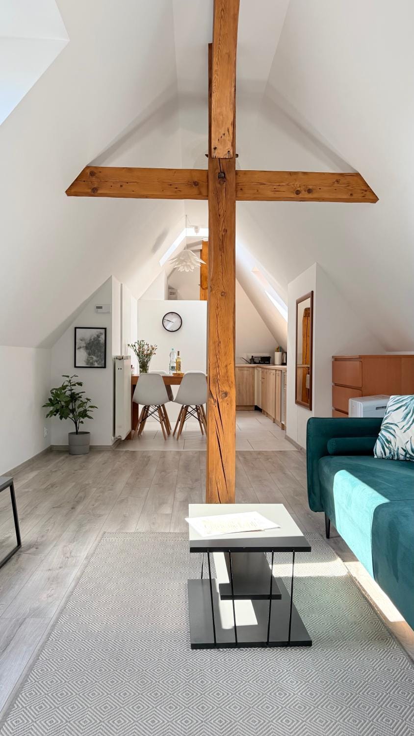 Living room, Photo of the whole room, Seating area