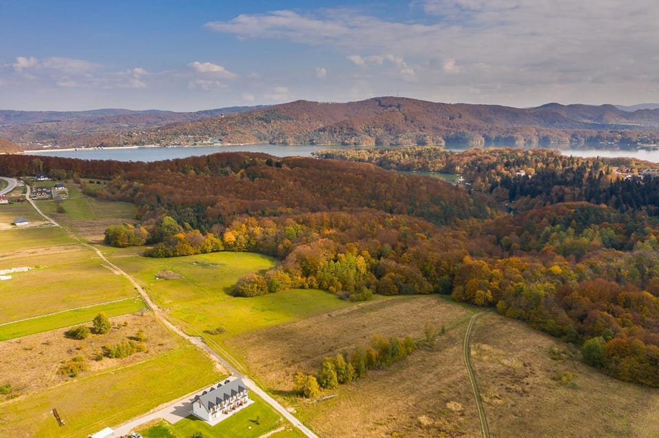 Nearby landmark, Spring, Day, Natural landscape, Bird's eye view, Lake view, Mountain view, River view