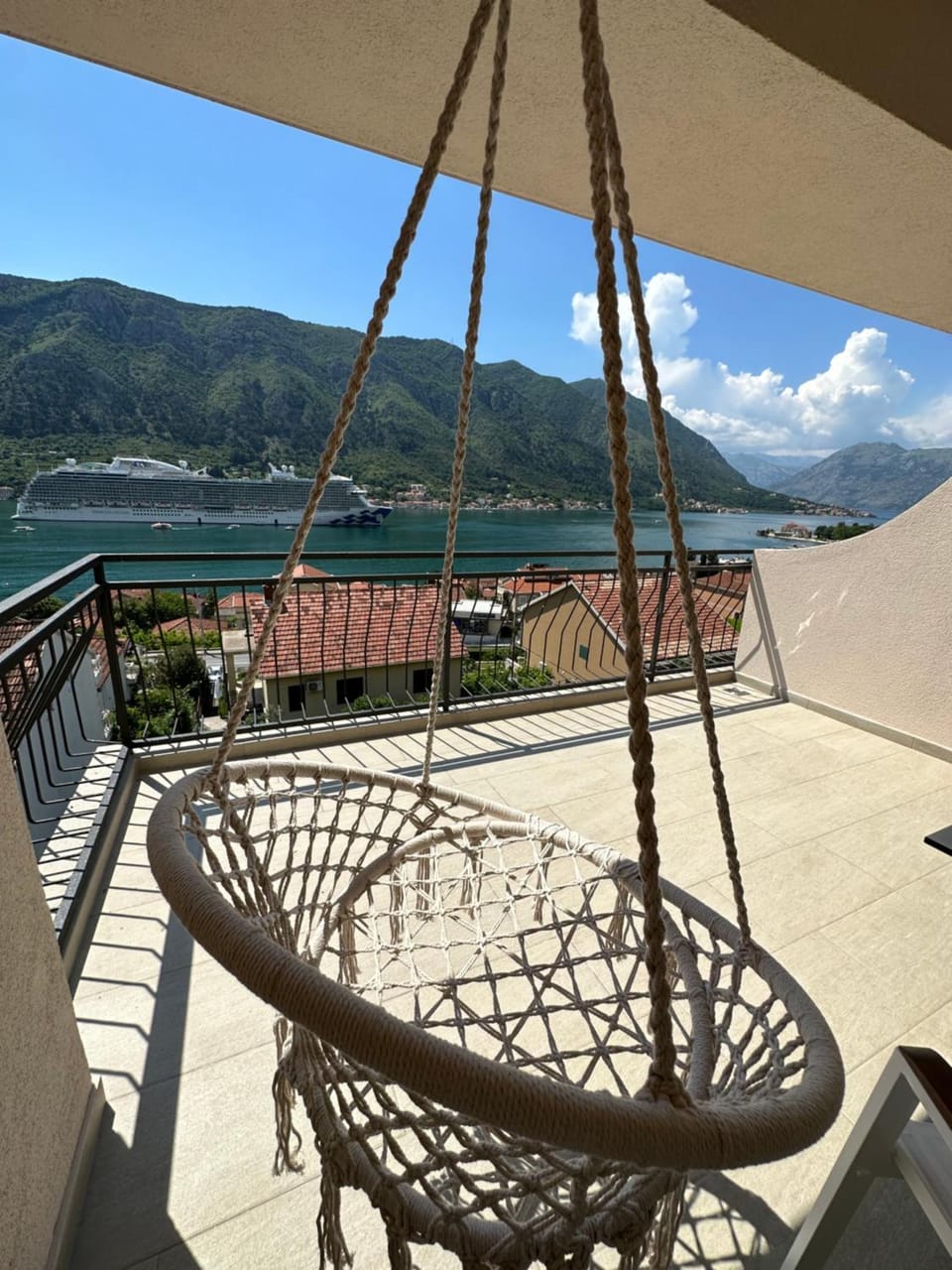 Natural landscape, View (from property/room), Balcony/Terrace, Mountain view, Sea view