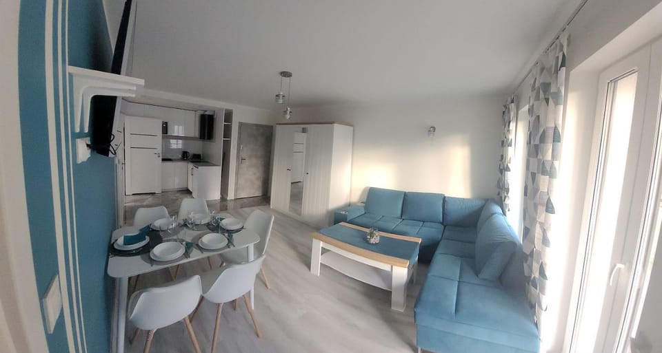 POBIEROWO BALTIC Apartament Turkusowy Apartment in West Pomeranian Voivodeship, Poland