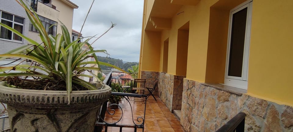 ARODRI SELLA House in Asturias