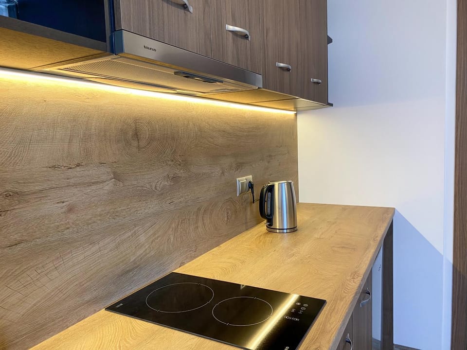 Coffee/tea facilities, Kitchen or kitchenette