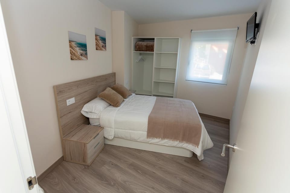 Bed, Bedroom, wardrobe