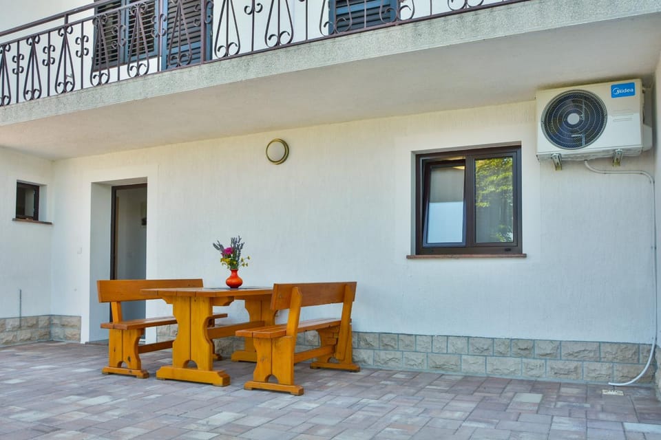 Gromila 3 Apartment in Lika-Senj County