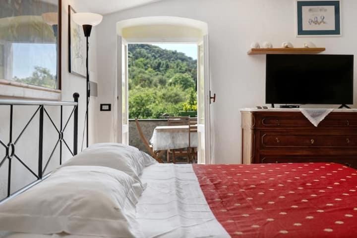 Vecchio Mulino Fontona Girasole Apartment in Levanto