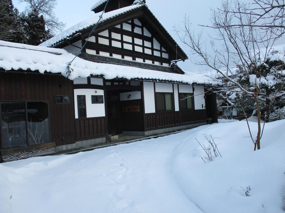 Property building, Winter