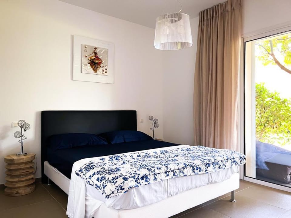 Pinarellu Appt T3 de standing 50m plage -77 m2 6p WiFi Apartment in Zonza