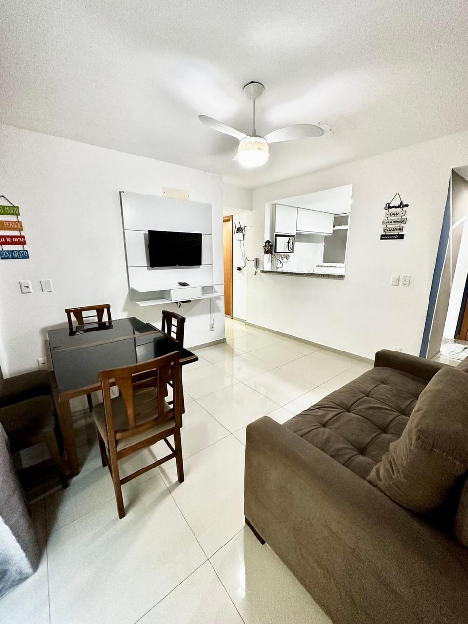 Communal lounge/ TV room, Living room, Dining area