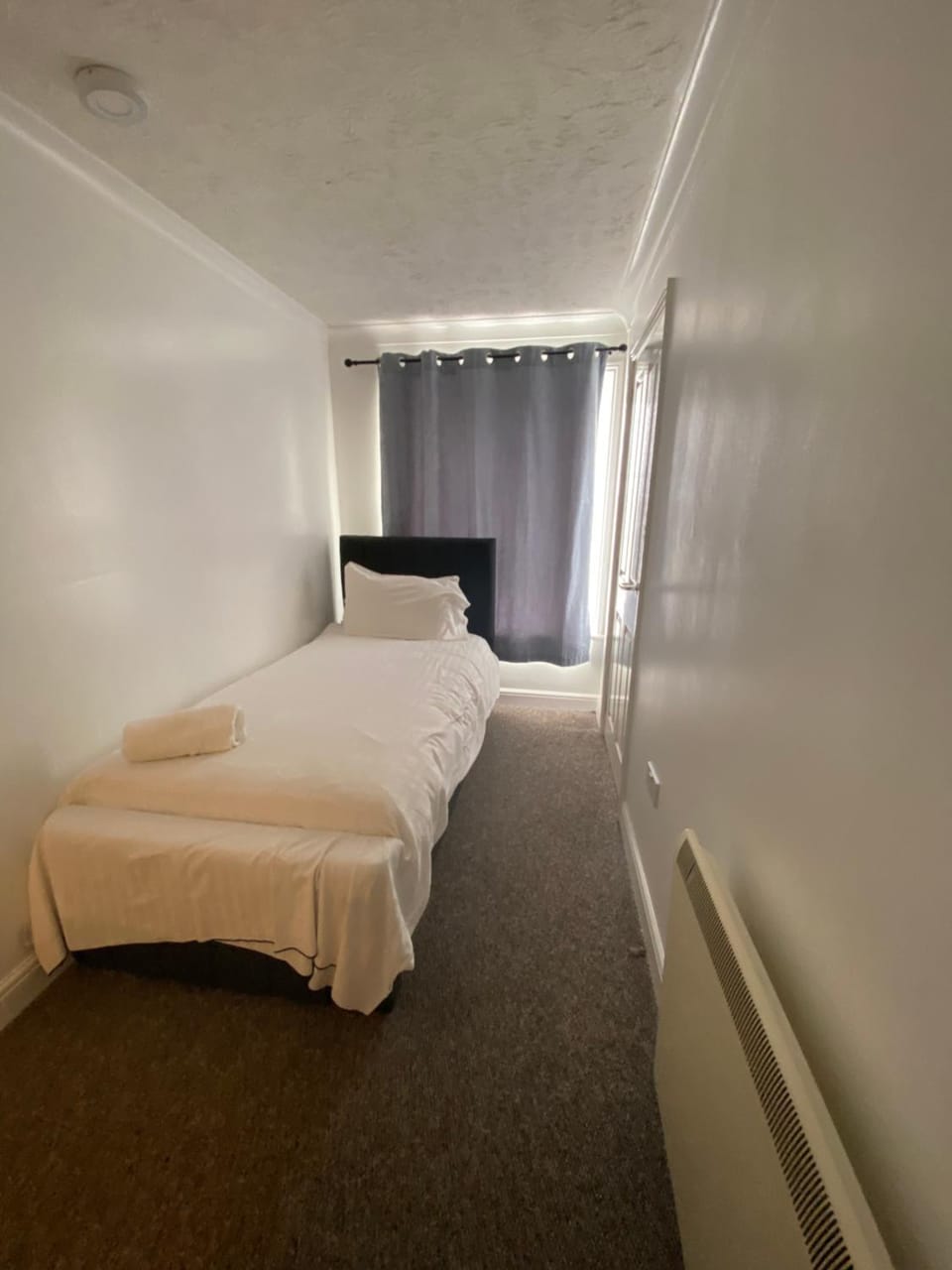 Spacious One Bedroom Flat with River View, 1E Apartment in Great Yarmouth