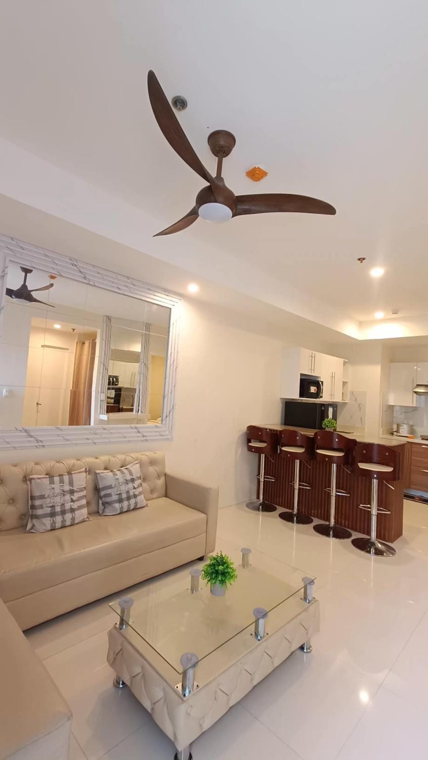 Matina Enclaves 2BR with Wifi Near SM Mall Apartment in Davao City