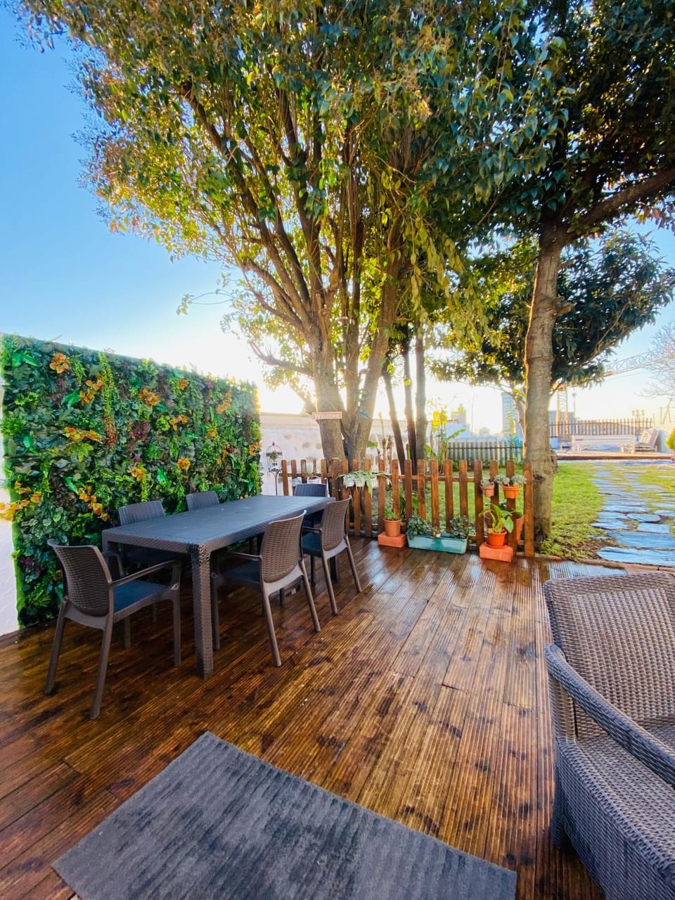 Balcony/Terrace, Garden view