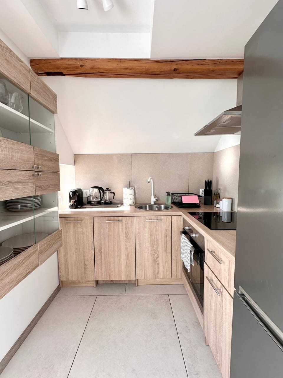 Coffee/tea facilities, Kitchen or kitchenette, Food, heating, stove, toaster