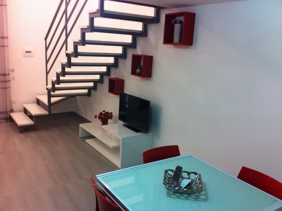 TV and multimedia, Living room, Seating area