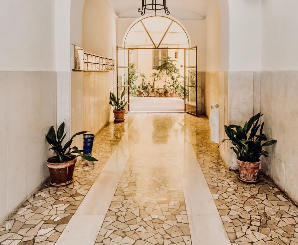 Domus Camilla Apartment in Rome