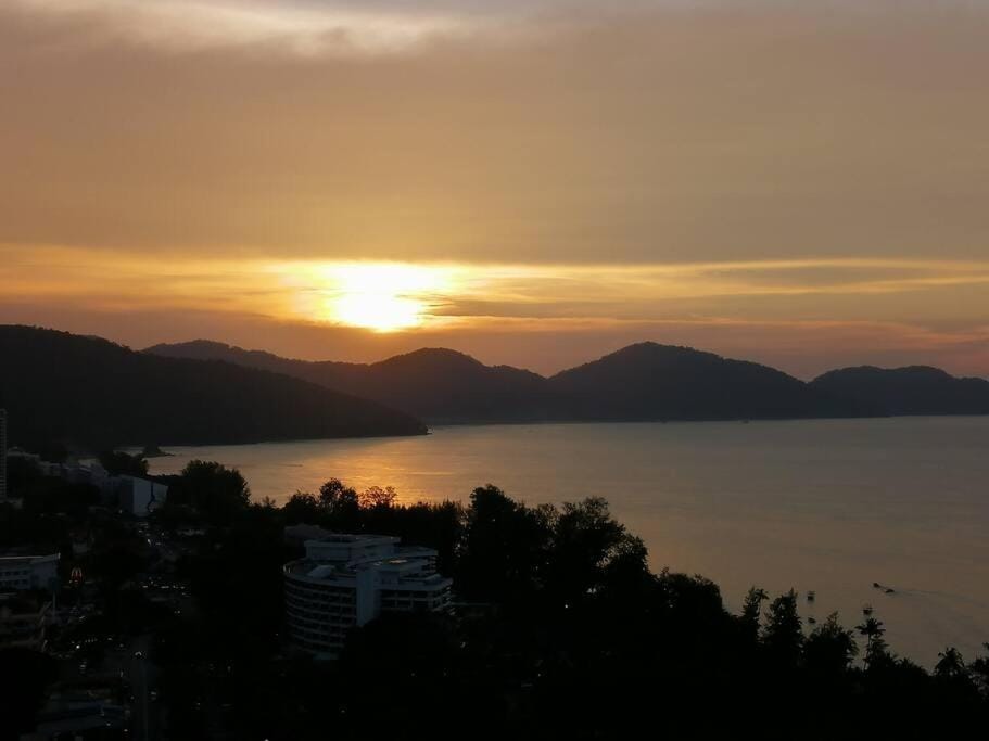 InvincibleSeaview Batu Ferrighi Sri Sayang 無敵海景 2-7 Apartment in Batu Ferringhi, Penang, Malaysia