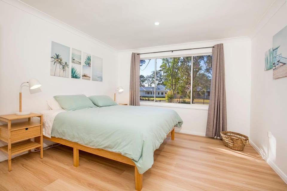 Nautilus Pet Friendly 5 Mins Walk to Bay House in Callala Bay