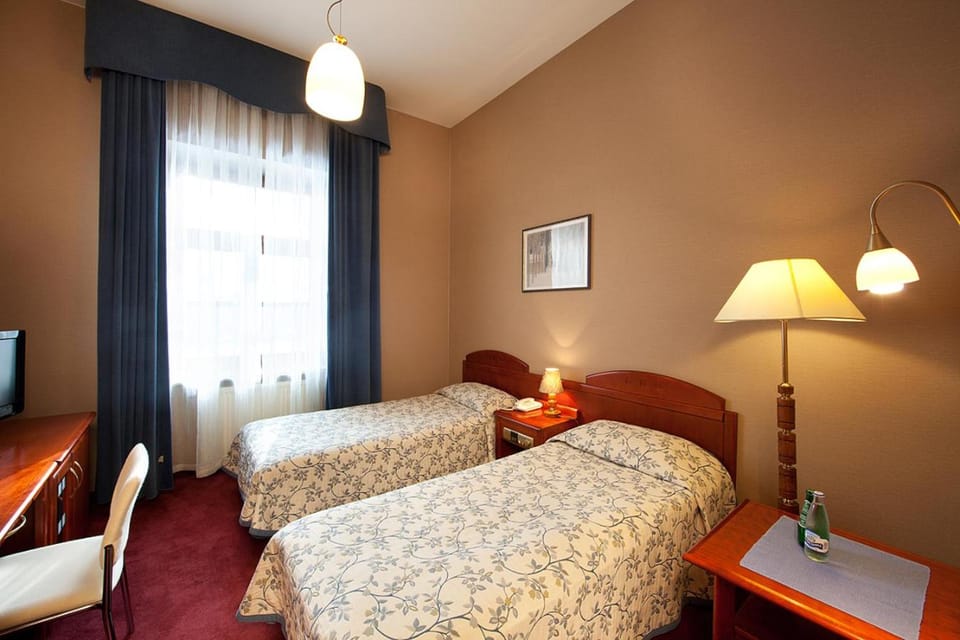 TV and multimedia, Photo of the whole room, Non alcoholic drinks