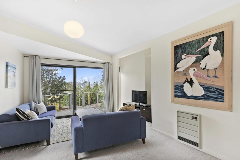 Seabreeze Central Lorne - BYO Linen House in Lorne