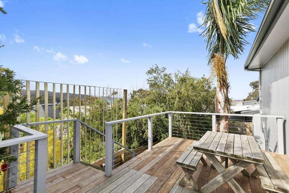 Seabreeze Central Lorne - BYO Linen House in Lorne