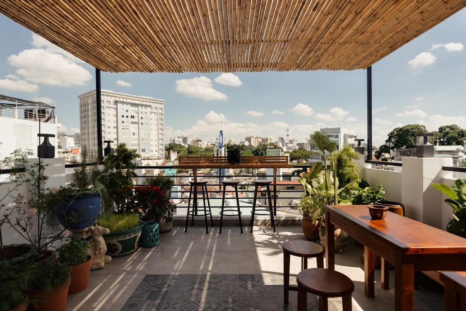 Balcony/Terrace, City view, Internal: Not applicable to any particular room