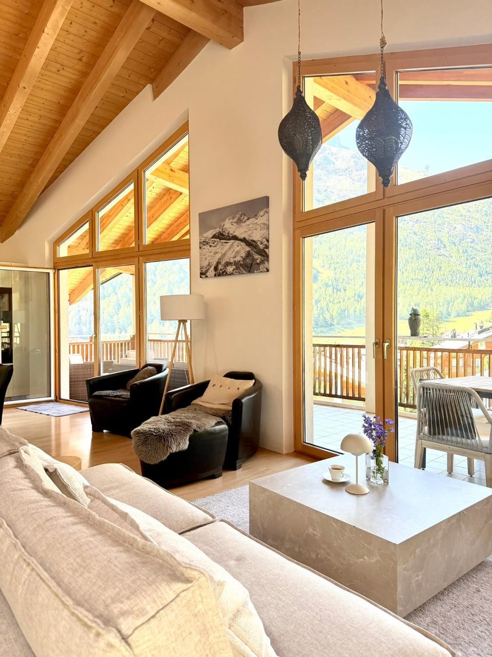 Victoria's Home - luxurious penthouse Apartment in Saas-Fee