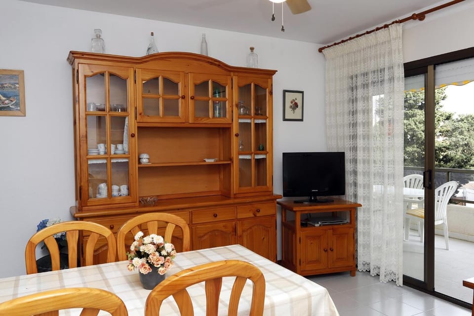 AT025 Con piscina, airco, a 150m de la playa Apartment in Torredembarra
