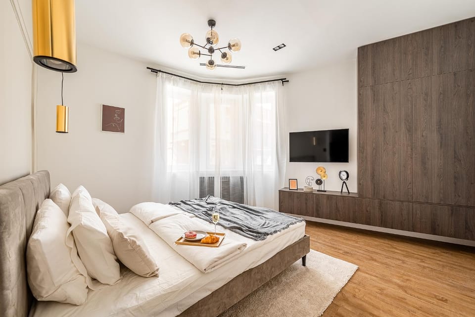 Bed, TV and multimedia
