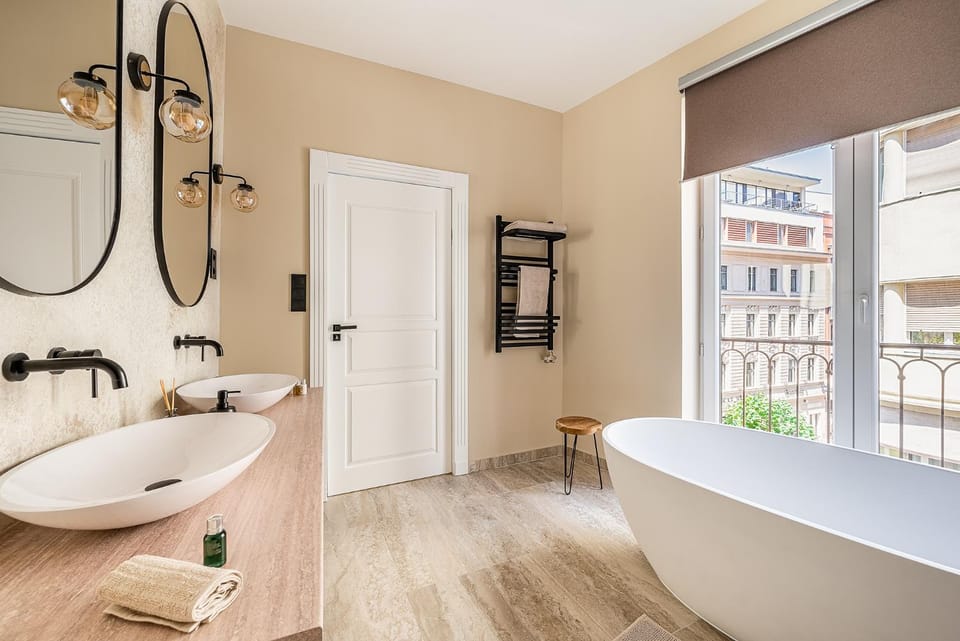 Bathroom, Bath