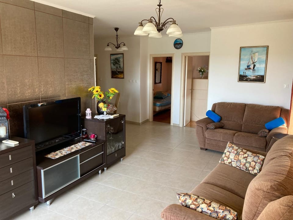 Stella Apartment in Monterol