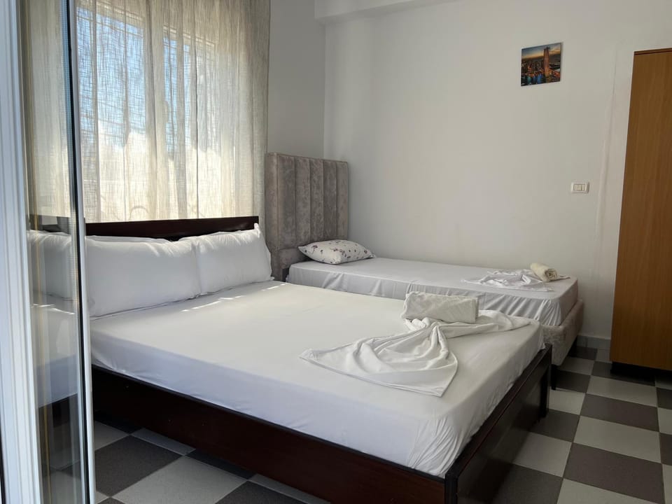 Villa Isufi Apartment in Ksamil
