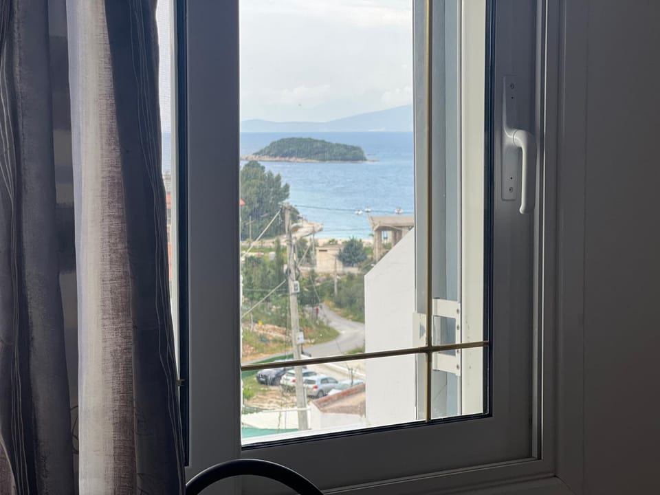 Villa Isufi Apartment in Ksamil