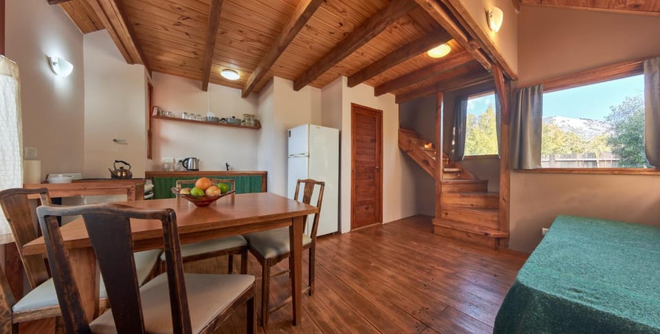 Dining area, Mountain view