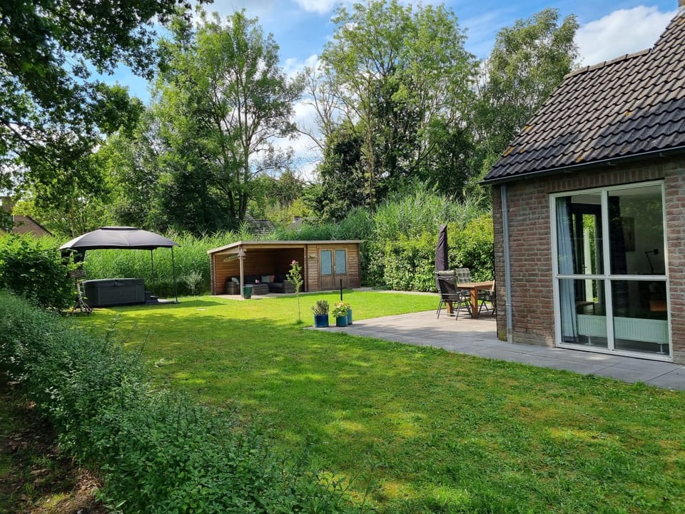 Garden, Garden view